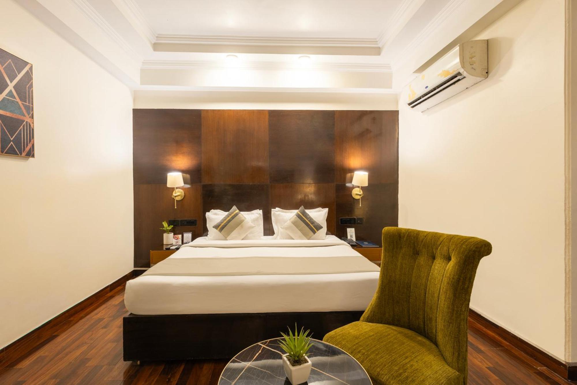 The Orion - Greater Kailash New Delhi Exterior photo