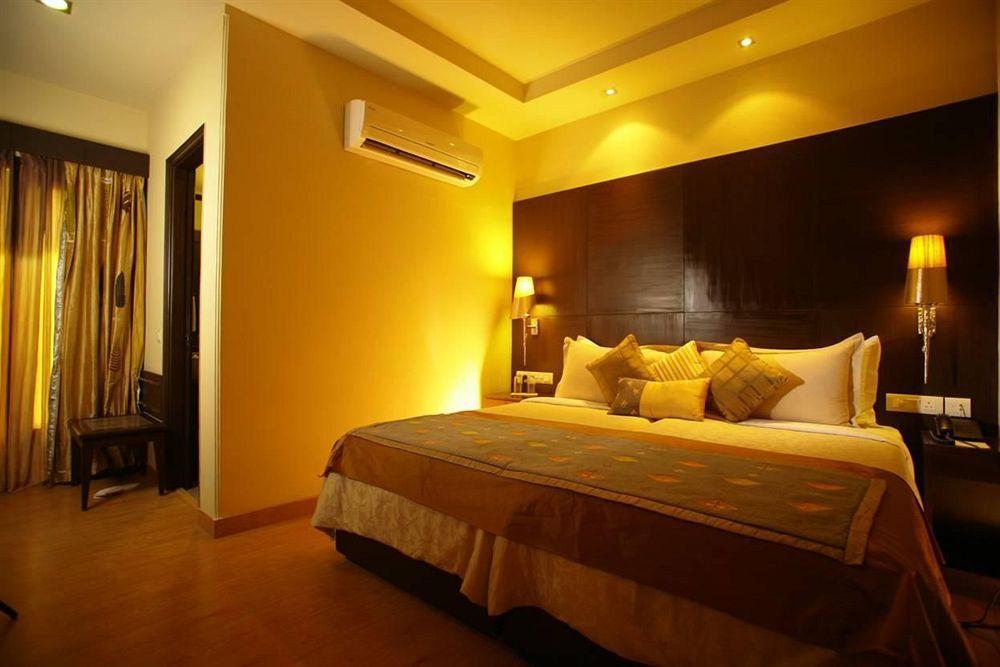 The Orion - Greater Kailash New Delhi Exterior photo
