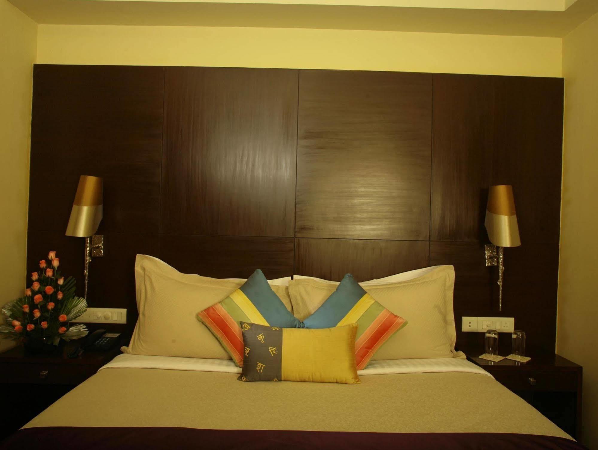 The Orion - Greater Kailash New Delhi Exterior photo